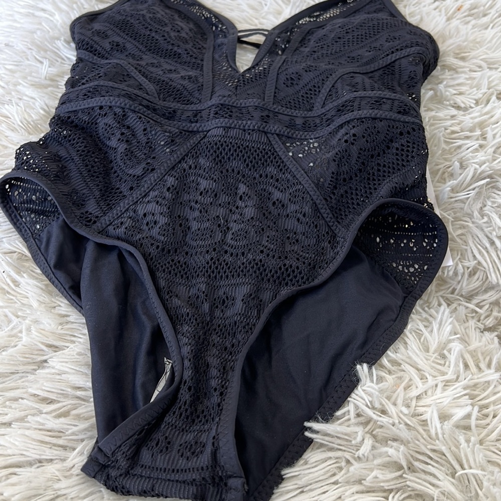 BECCA Color Play One Piece Swimsuit, Plunge Neck, Crochet, Bathing Suits black - Picture 5 of 10